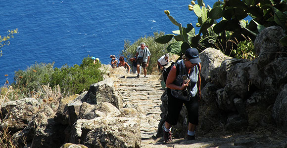 Trekking sull'isola di Alicudi